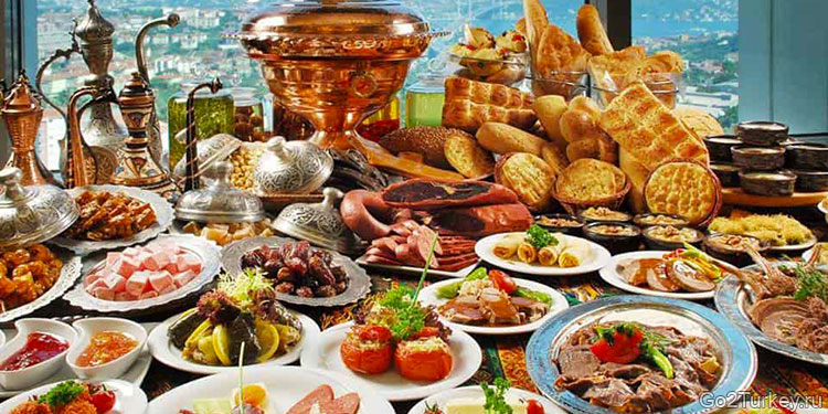 Турецка кухня. Перед началом трапезы пожелайте друг другу «Afiyet olsun!» – «Приятного аппетита!» – и насладитесь чудесной кухней Турции