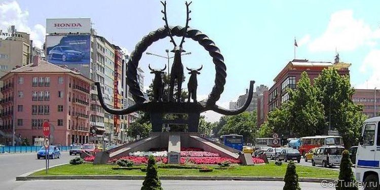 Монумент Хатти в Анкаре