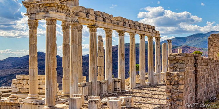 Древний город Пергам - античная достопримечательность Турции