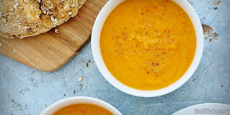 Мерджимек чорбасы — суп из красной чечевицы
