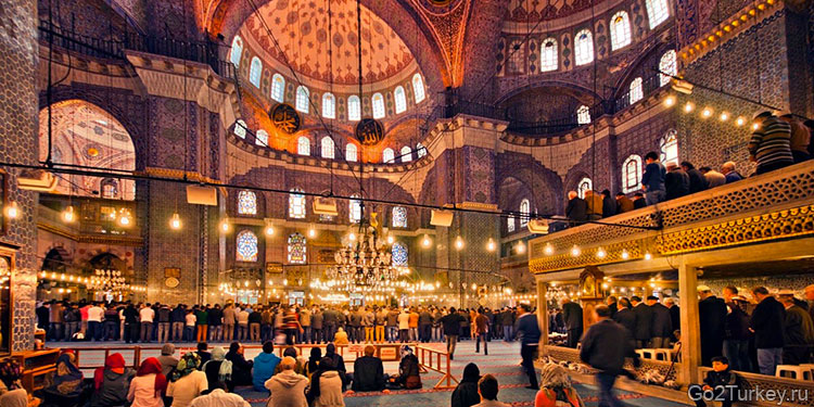 Большинство населения Турции (98%) исповедуют ислам